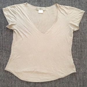 GROCERIES Deep V T-shirt Organic Cotton